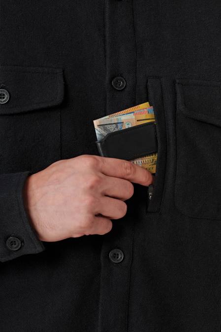 klejotāju skapītis Globe Brand melns D2ZH316 apģērbs